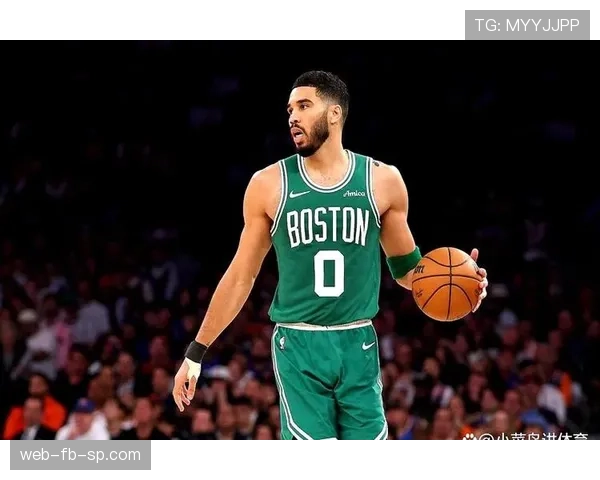 塔图姆无球切入效率提升，主导绿军进攻拉开空间