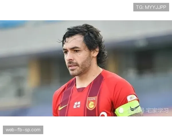 皮尔洛回撤组织激活中场，关键战主导节奏压制对手