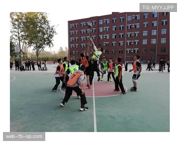 全面解析篮球比赛过程中的跳球规则细节与具体执行标准